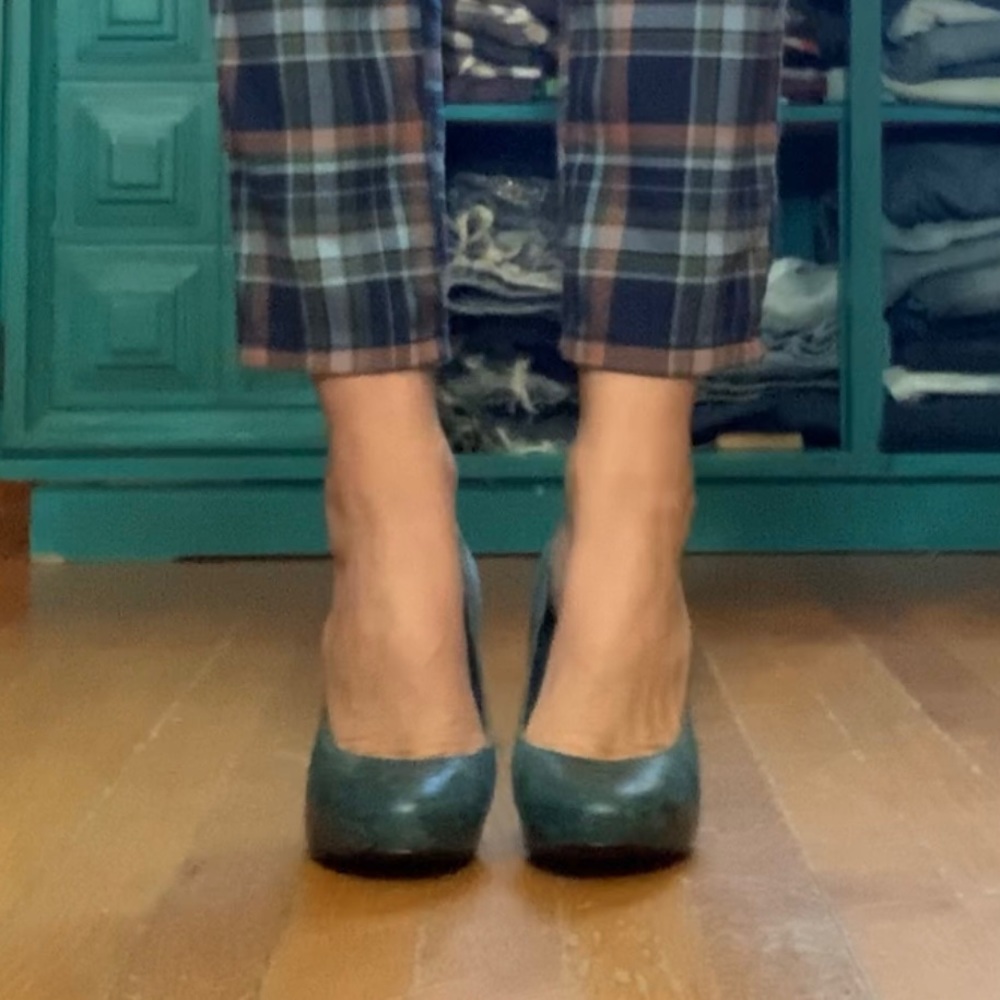 Slate Blue Distressed Platform Heels - Picture 9 of 16